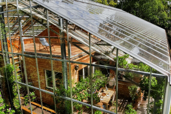 The Swedish nature house: living in a greenhouse - Routes North