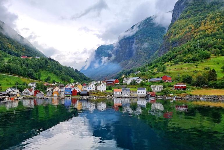 The village of Flåm can be seen on a cruise along the Sognefjord